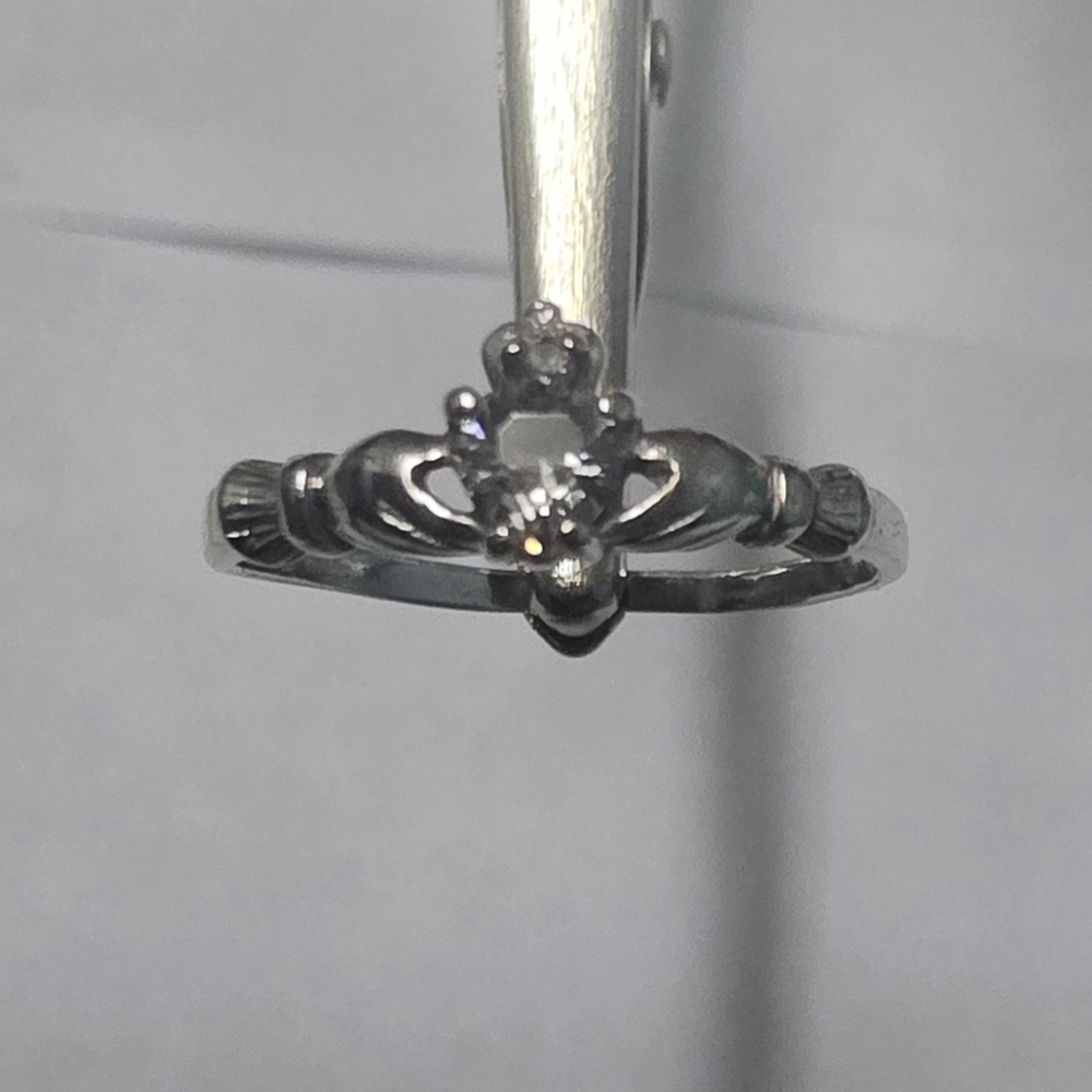 Elegant Silver Women's Ring